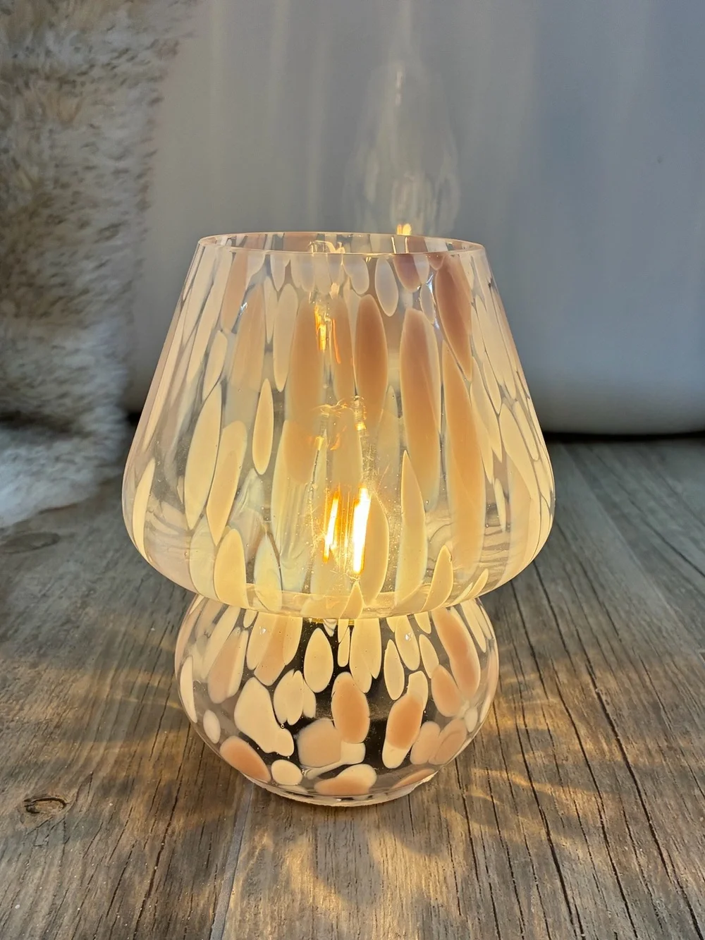 Pink & White Speckled Glass Mushroom Table Lamp Battery Operated Accent Light
